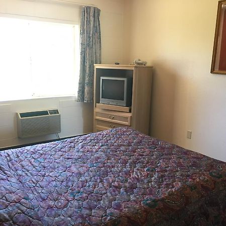Budget Inn Motel Woodburn Esterno foto