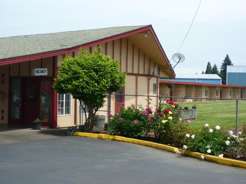 Budget Inn Motel Woodburn Esterno foto