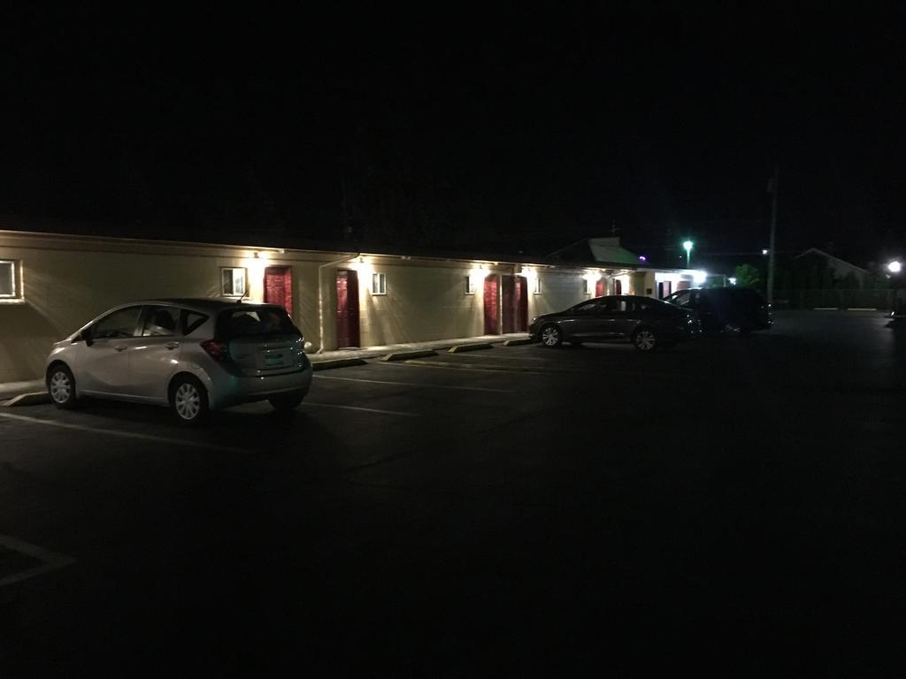 Budget Inn Motel Woodburn Esterno foto