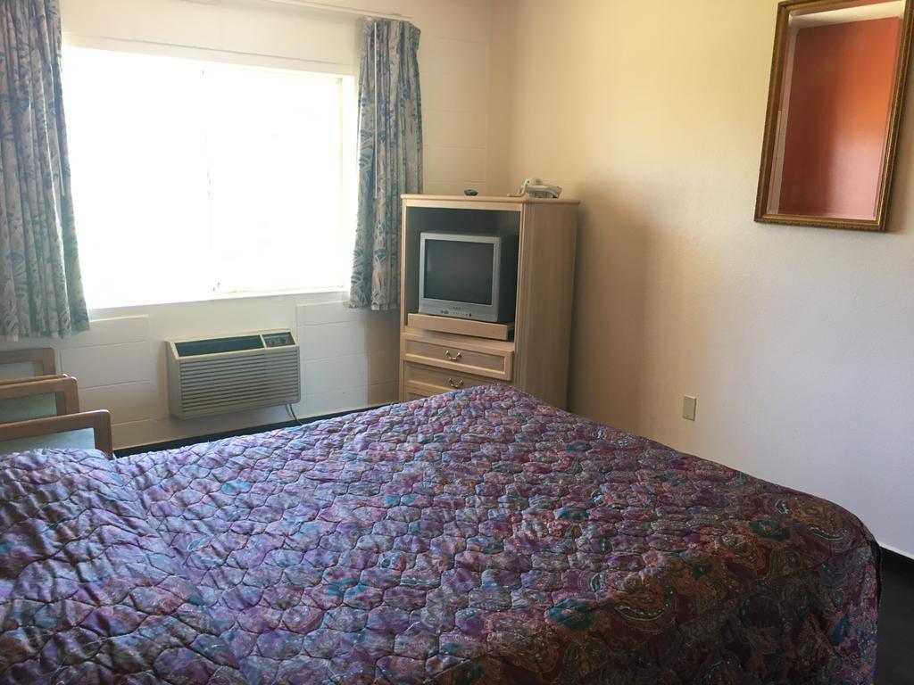 Budget Inn Motel Woodburn Esterno foto