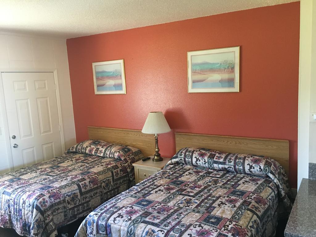 Budget Inn Motel Woodburn Esterno foto